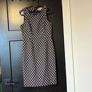 BANANA REPUBLIC Sheath Dress Sleeveless Navy Blue Patterned fitted dress